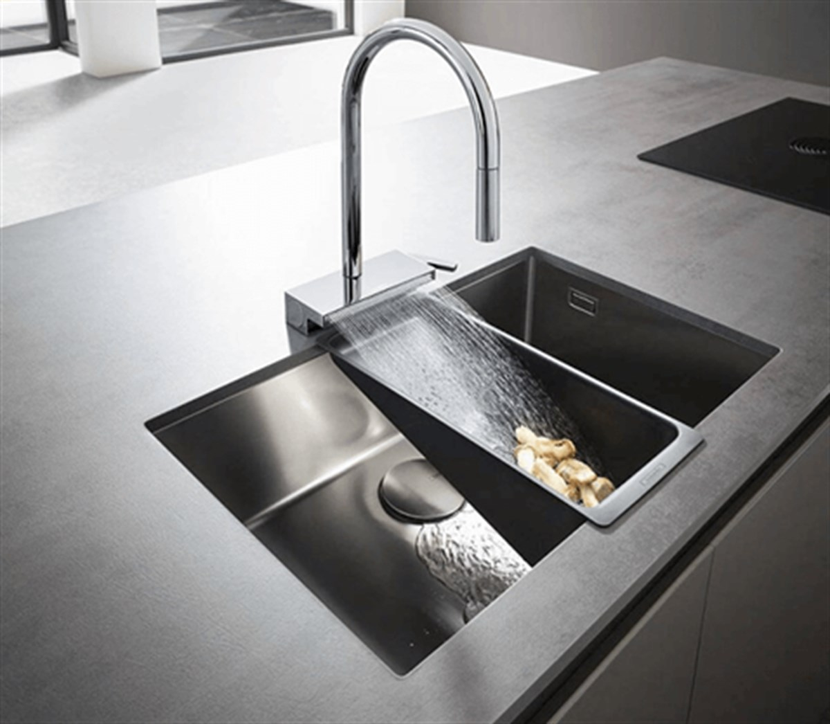 Hansgrohe Aquno Select M81 3 Jet Spiralli Eviye Bataryası73831000