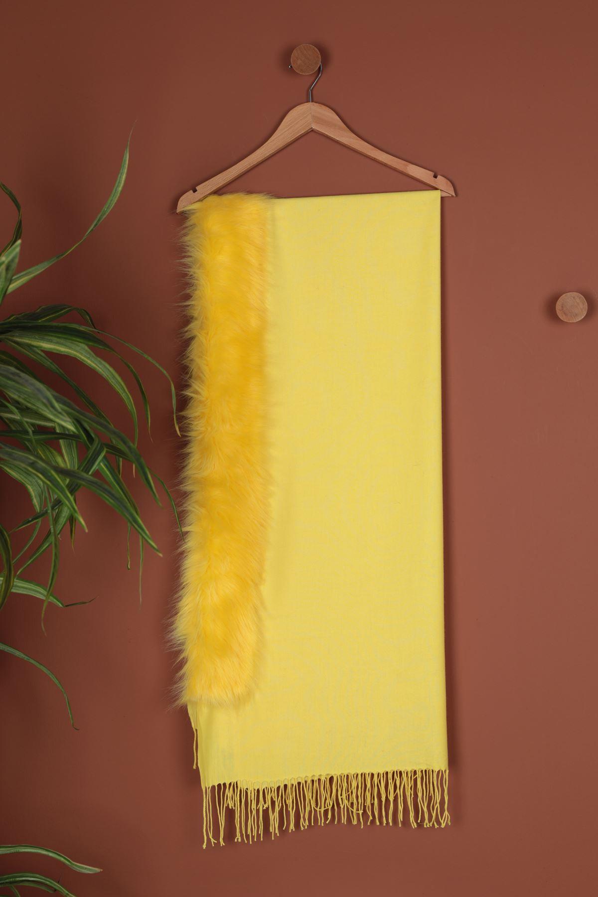 Feathered Tassel Women's Poncho-Yellow