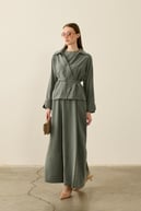 Mara Kruvaze Kaplama Düğmeli İçlik Elbiseli Takım ZÜMRÜT