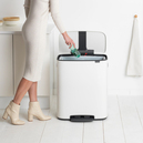 Brabantia Bo Beyaz Pedallı Çöp Kutusu 60 L (Plastik İç Kovalı) (BRA 211300)