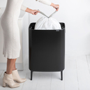 Brabantia Bo Matt Black Hi Dokunmatik Çöp Kutusu 60 L (BRA 130229)