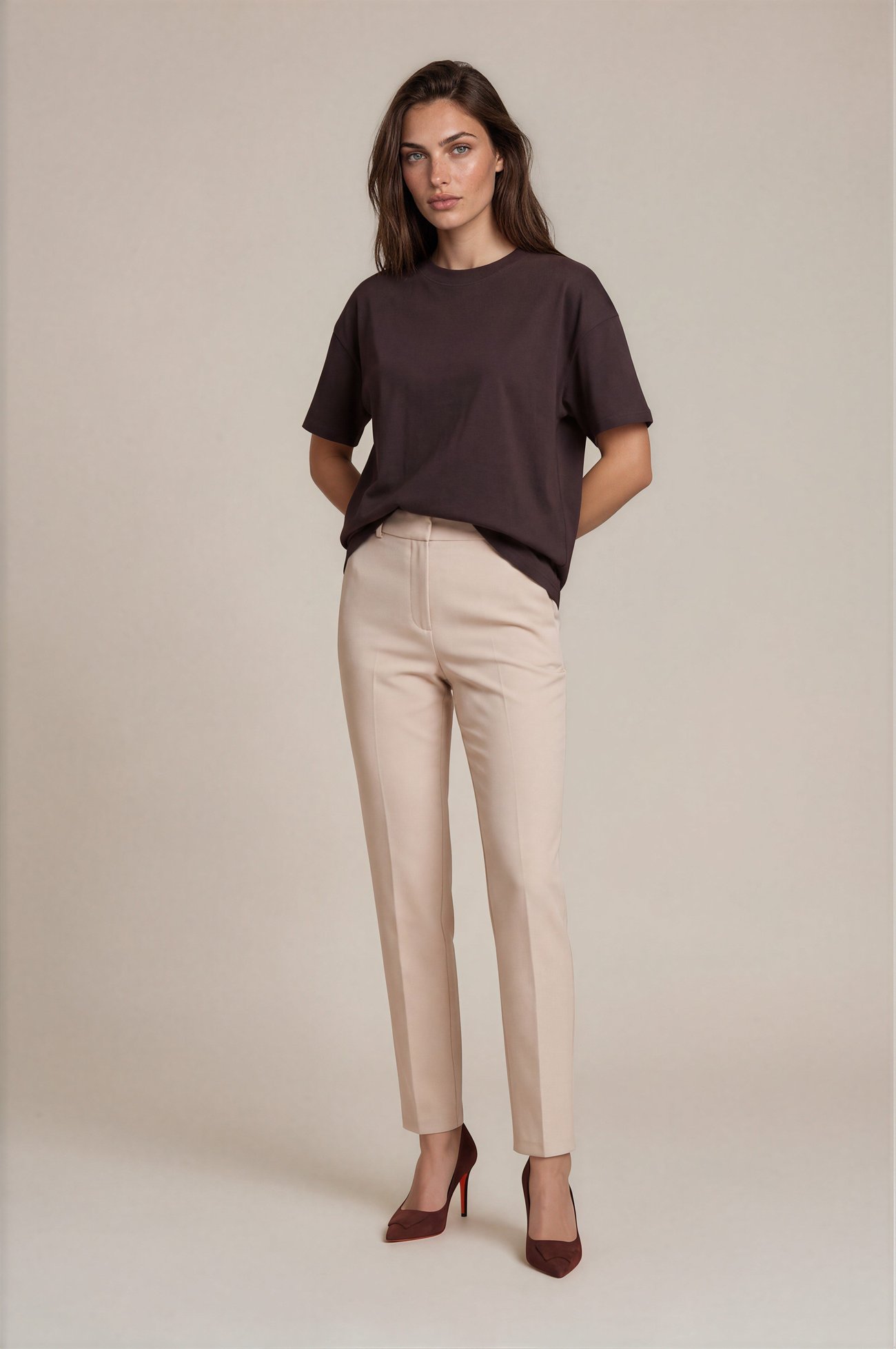 Bisiklet Yaka Kısa Kol Oversize Basic KAHVERENGİ