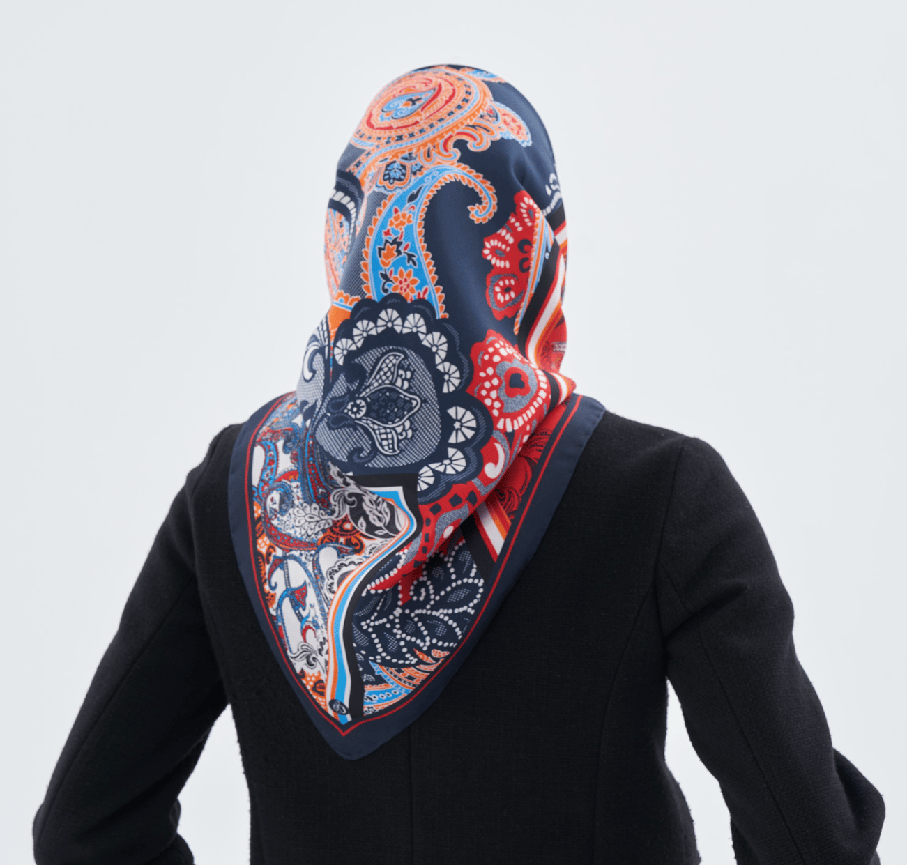 Eşarpların Tarihi ve Kültürel Yolculuğu: BBD Boutique'ten Etkilenenler