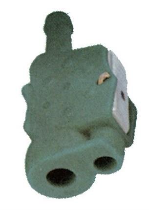 Benzin konektörü