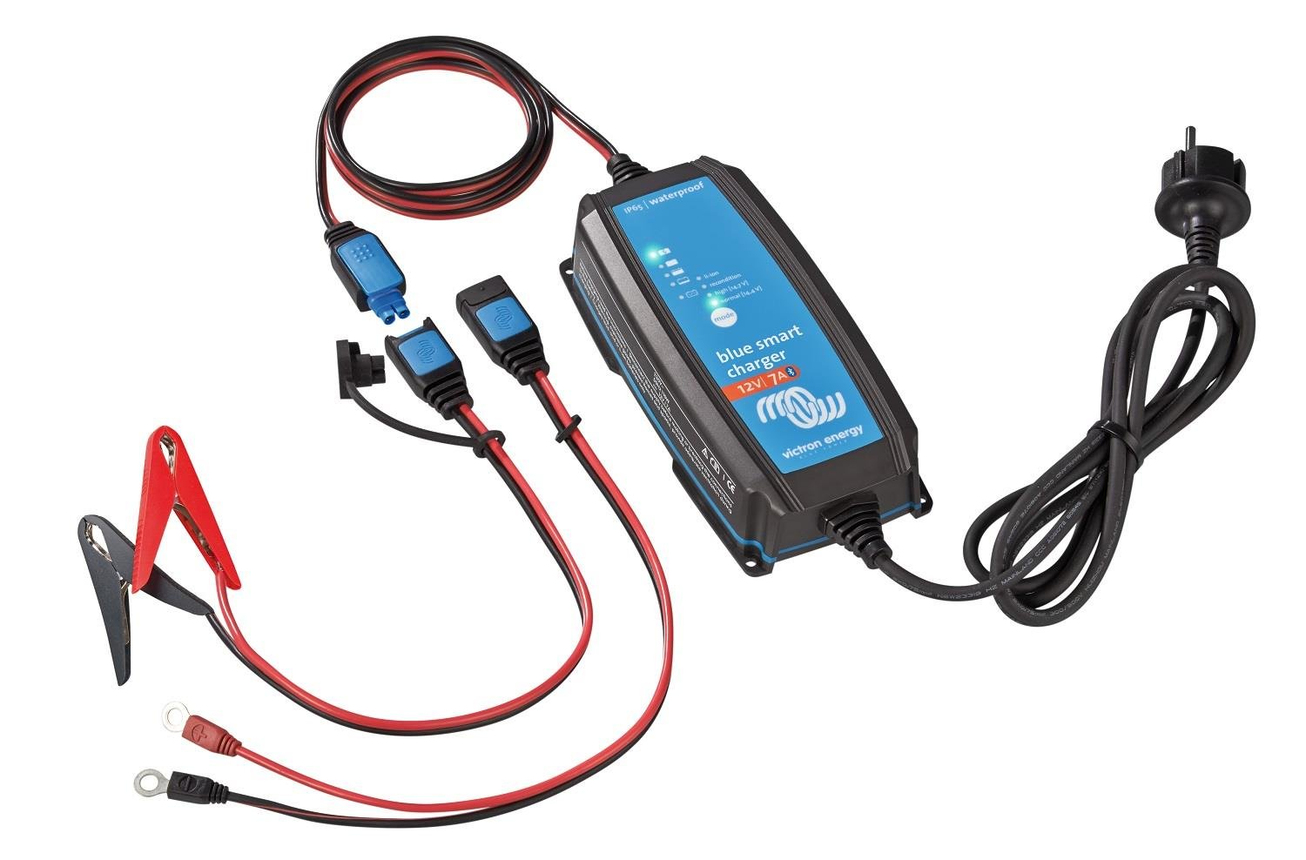 Victron Energy Blue Smart IP65 Akü Şarj Cihazı 12V 7A+DC Konnektör