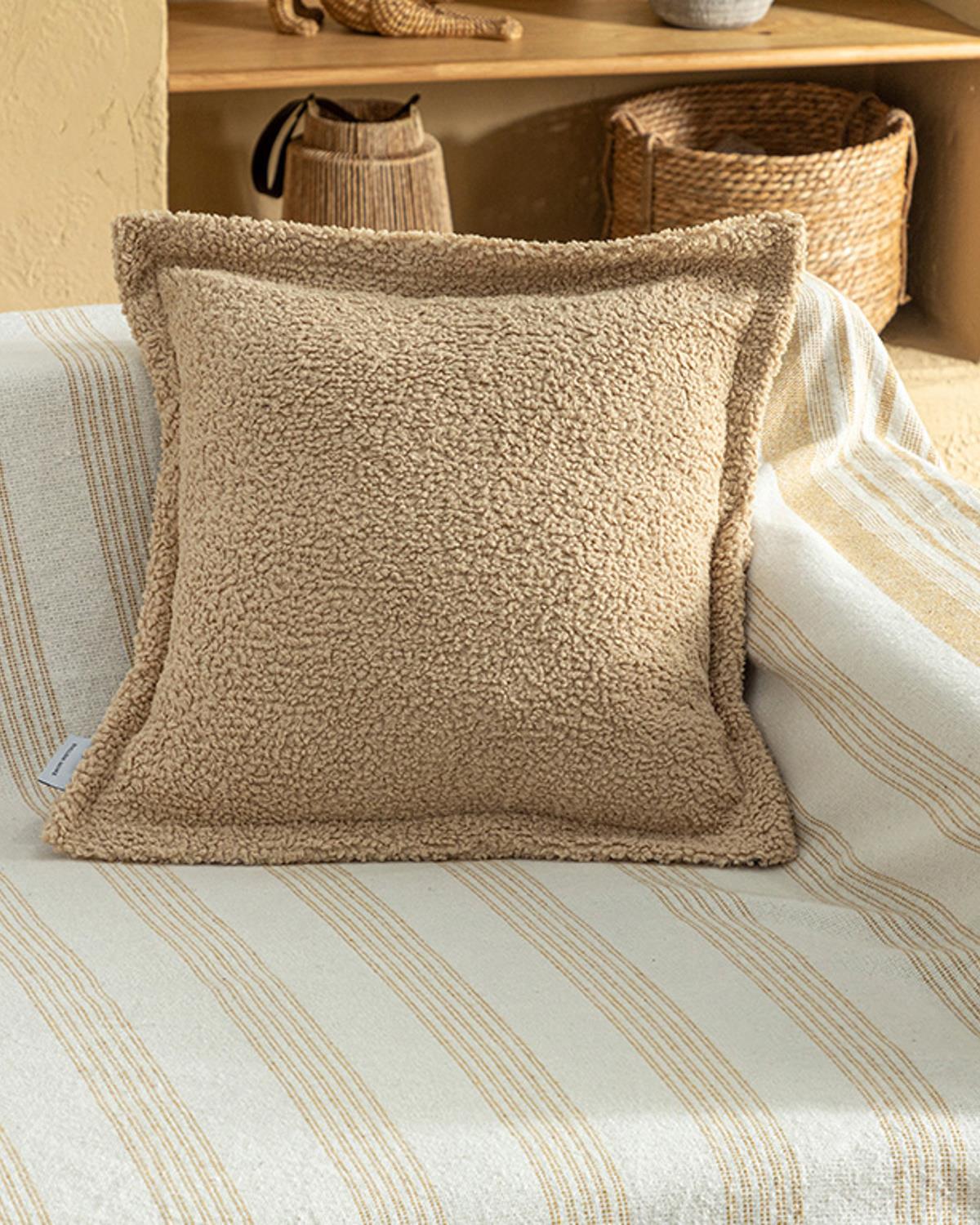 Adela Koltuk Örtüsü 170x250 Beyaz - Sarı