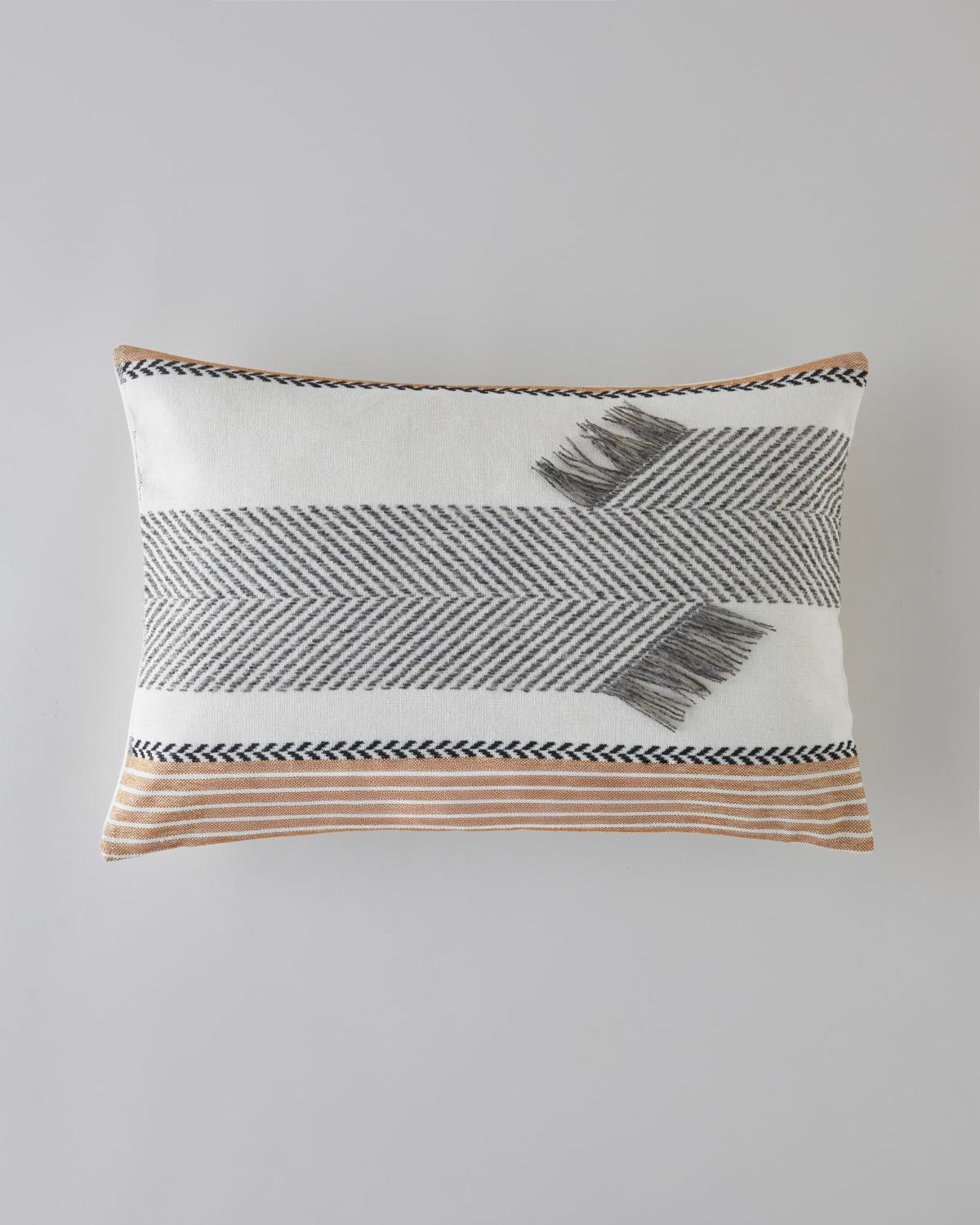 Arnie Dekoratif Kırlent 35x50 cm Ekru