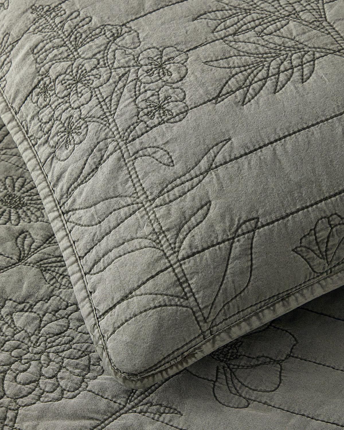 Belle Bloom Çift Kişilik Yatak Örtüsü Takımı 200x220 cm Yeşil