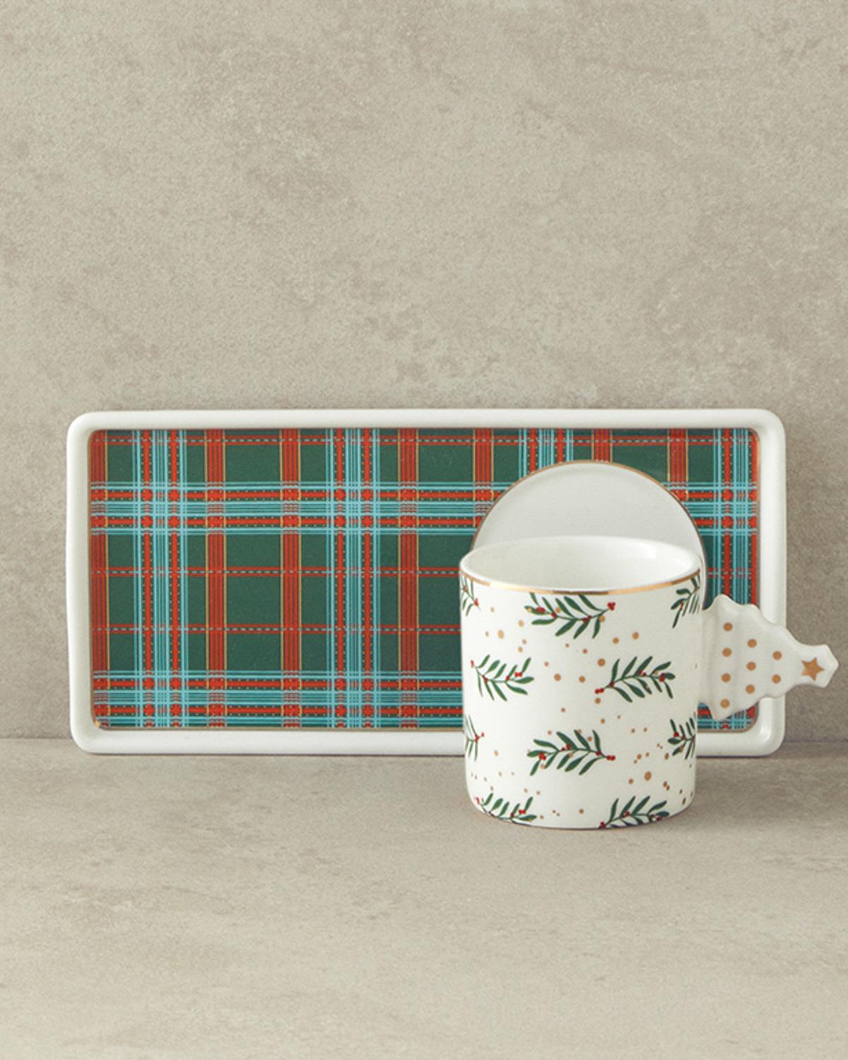 Christmas Tree New Bone China Tepsili Kahve Fincan Takımı Kırmızı