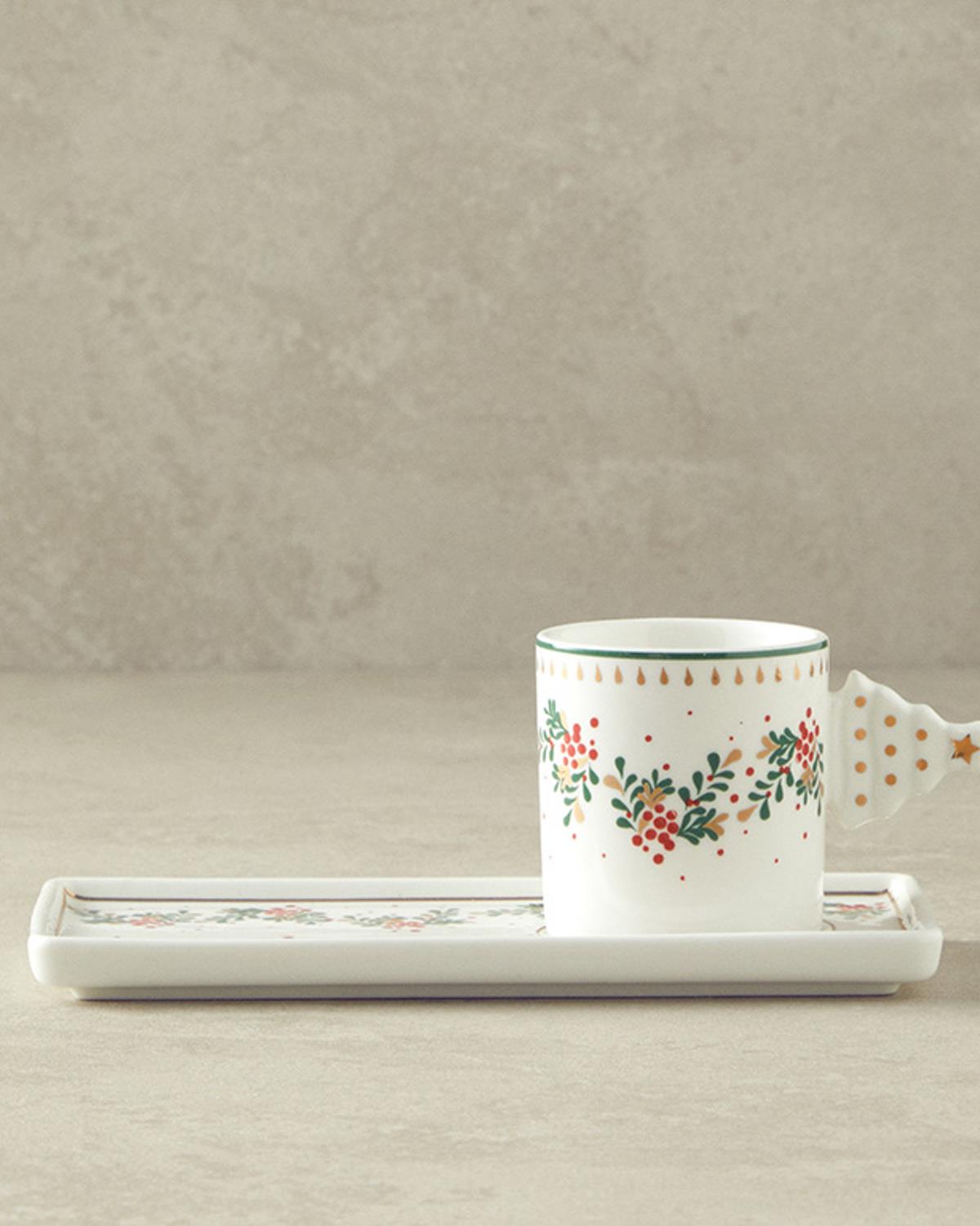 Christmas Tree New Bone China Tepsili Kahve Fincan Takımı Yeşil – Kırmızı