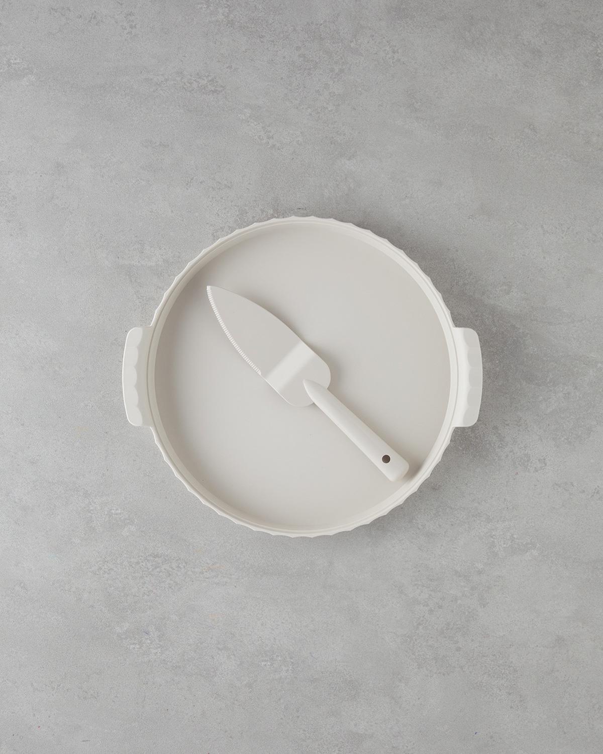 Colessa PP-Kristal Kapaklı Kek Standı 35 cm Krem