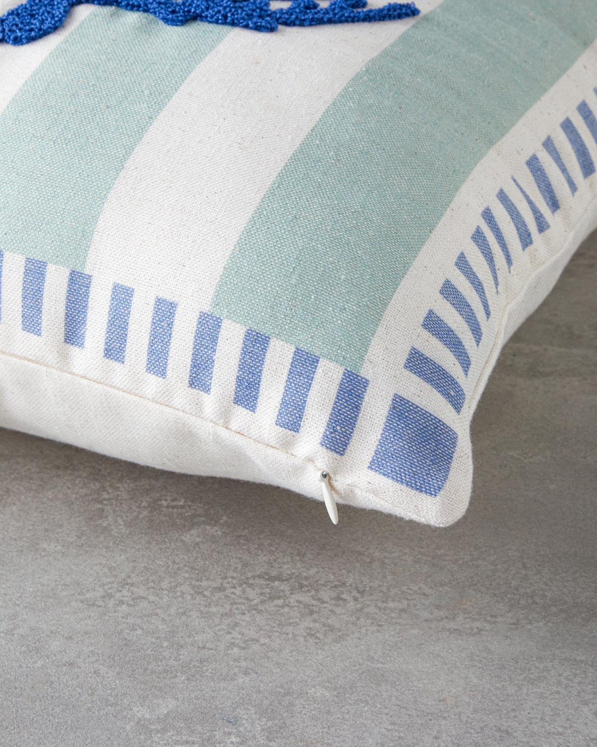 Corallo Punch Nakışlı Kırlent Kılıfı 45x45 cm Mavi - Yeşil