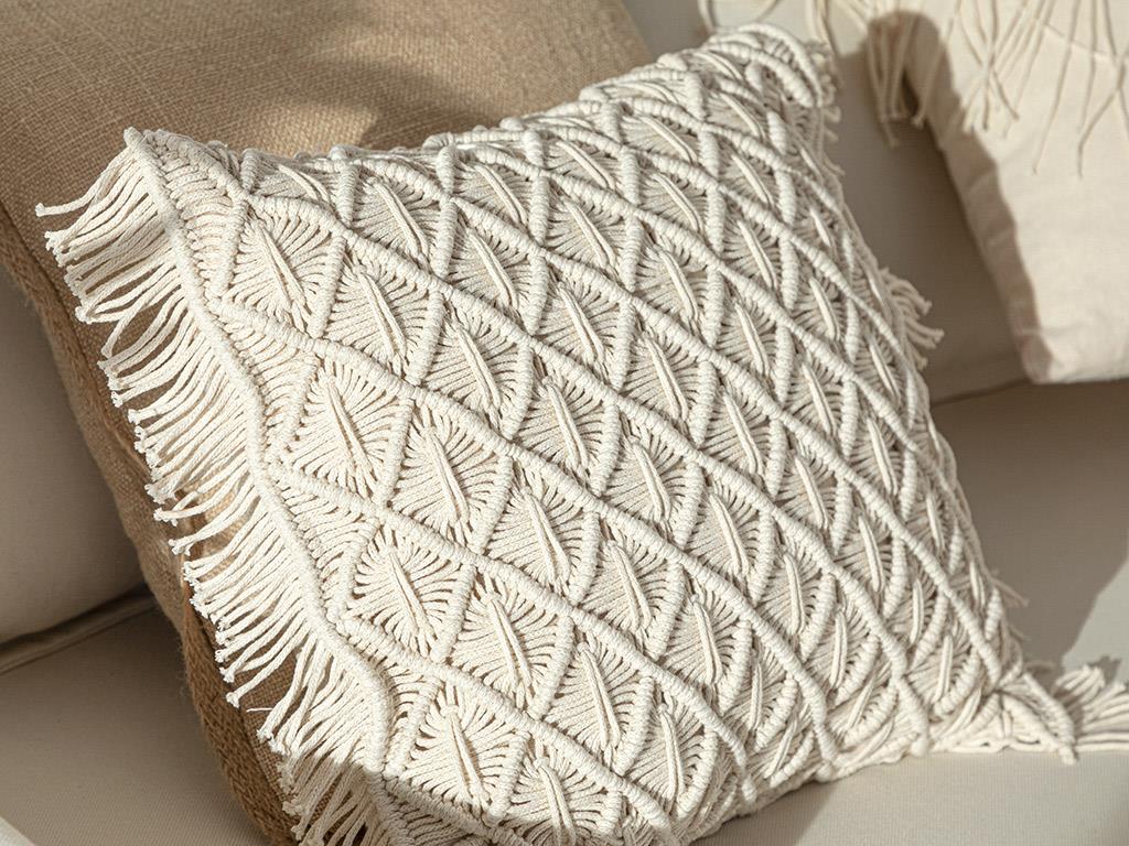 Corso Makrome Dolgulu Kırlent 38x40 cm Ekru