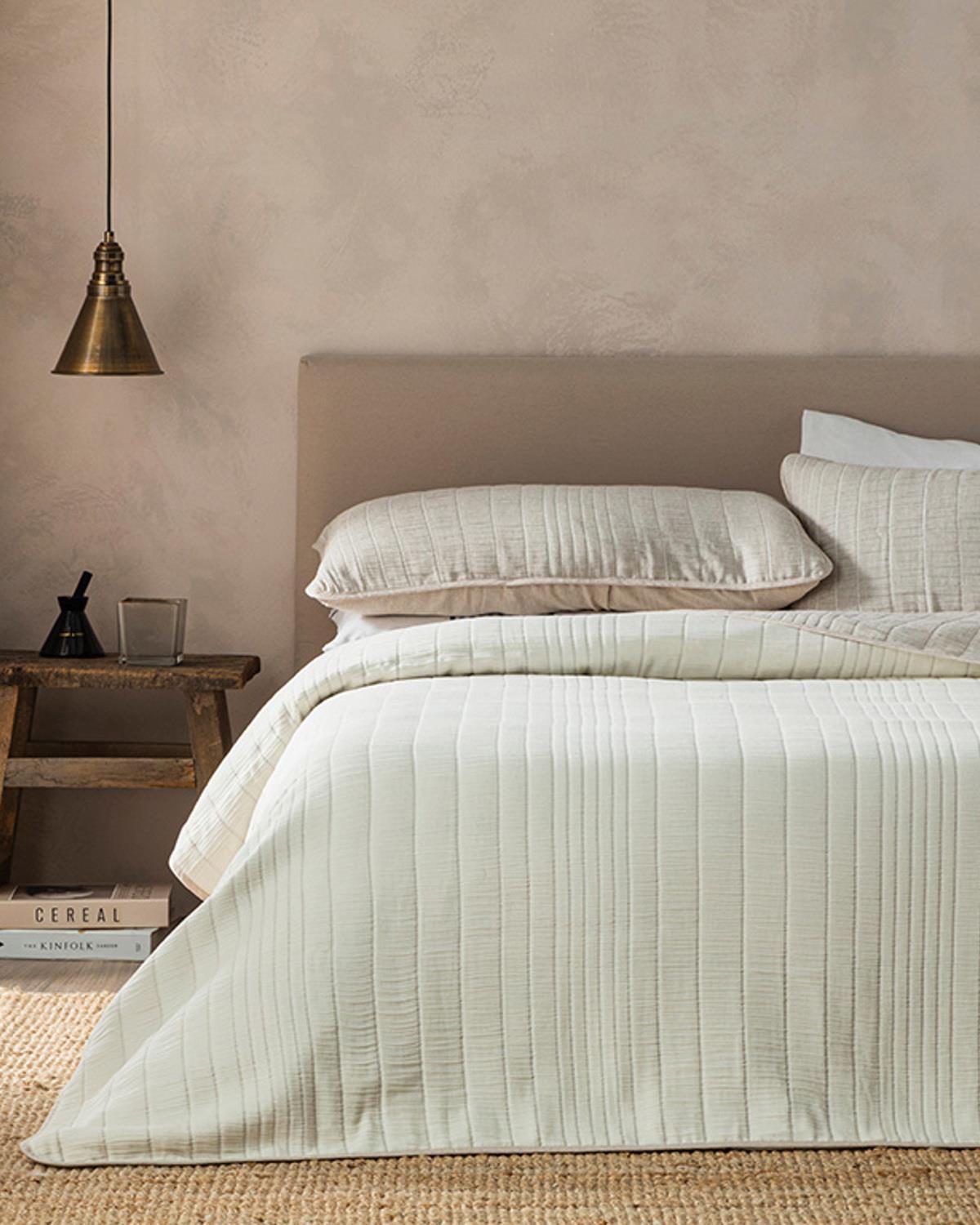 Cosy Rectangles Dolgulu Jakarlı Tek Kişilik Yatak Örtüsü Takımı Kahve