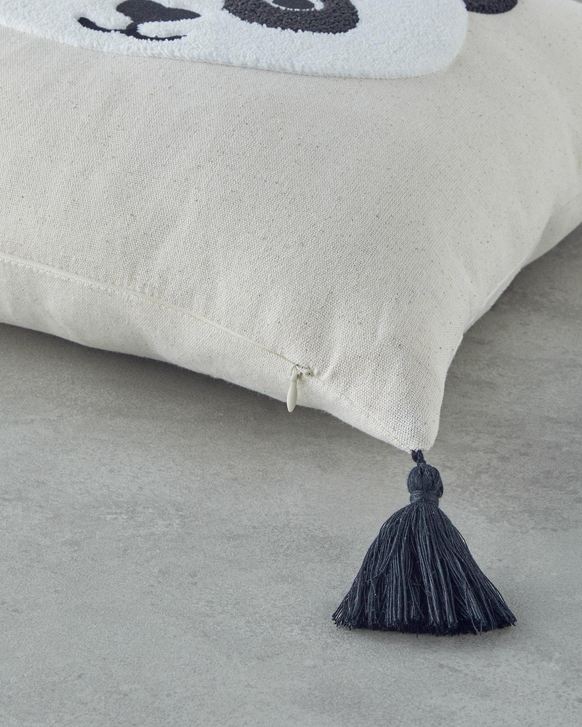 Cute Panda Bebe Dekoratif Kırlent 45x45 cm Ekru