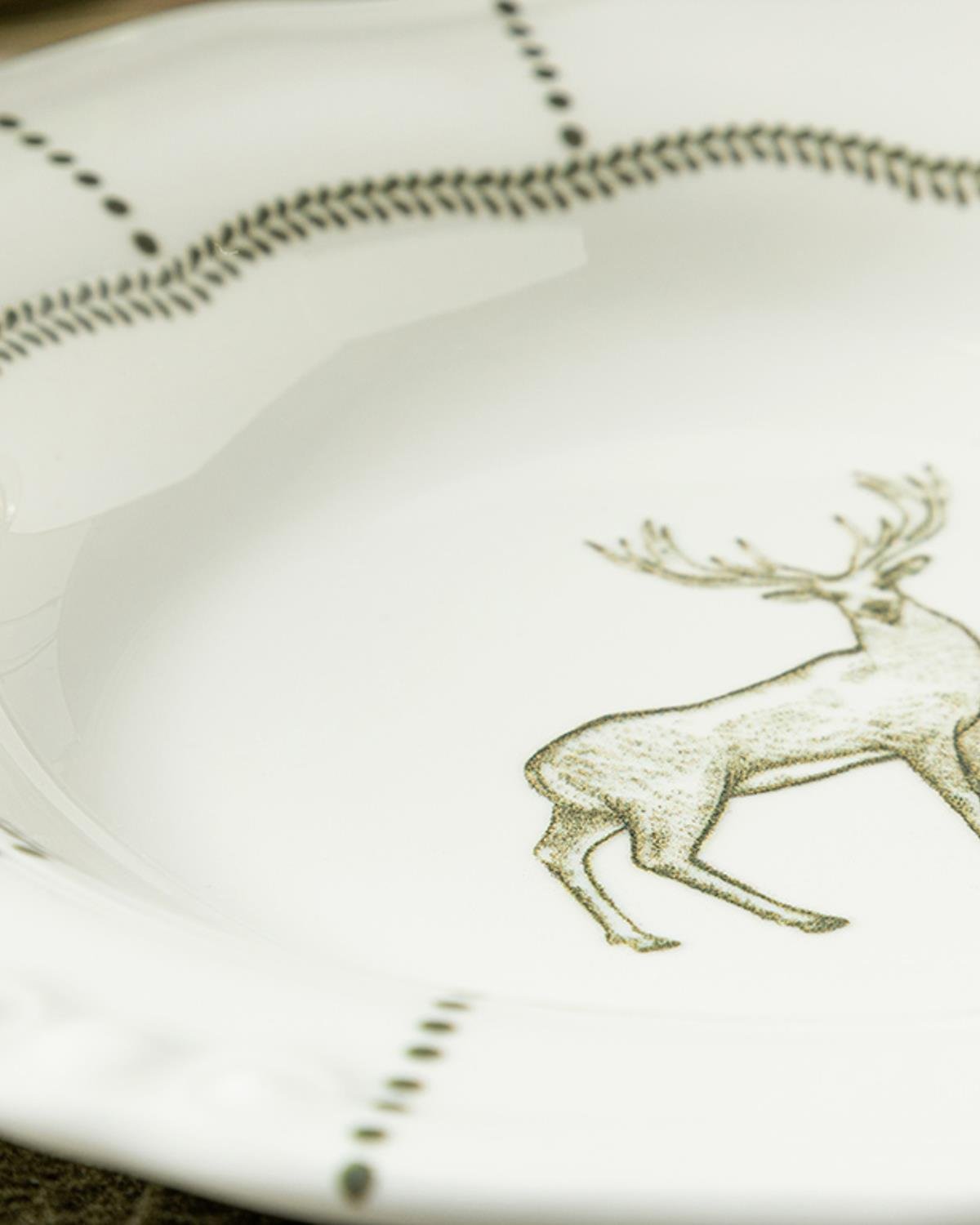 Deer Porselen Çukur Yemek Tabağı 23 cm Yeşil