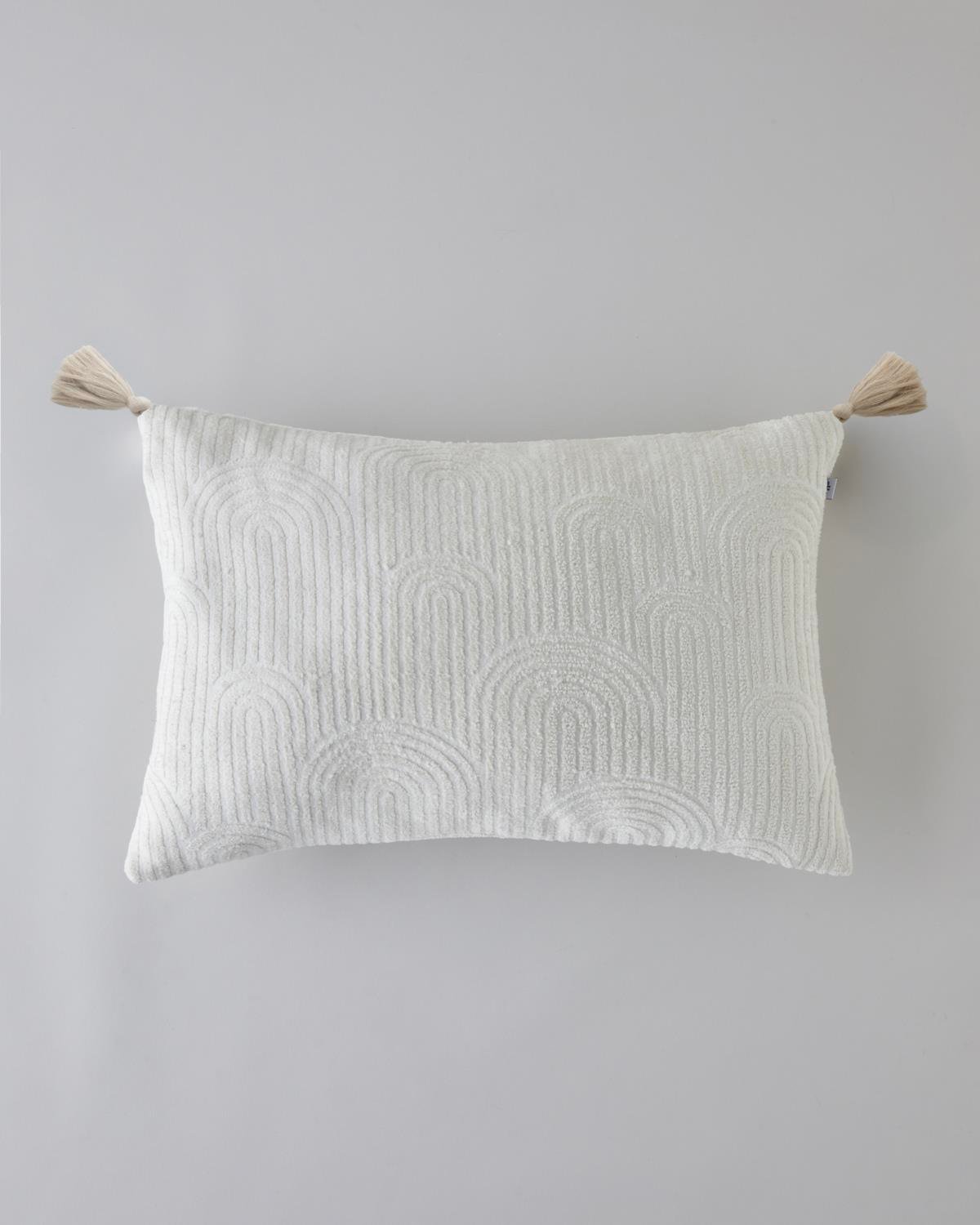 Deluxe Jakarlı Dekoratif Kırlent 35x55 cm Krem