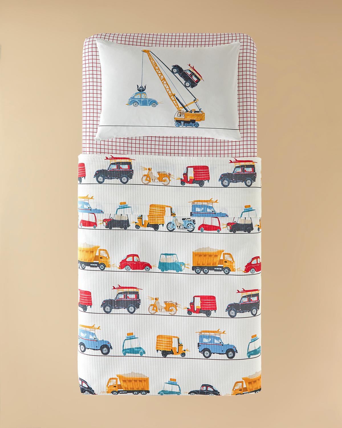 Dreamy Cars Pamuklu Tek Kişilik Çocuk Pike Takımı 150x220 cm Kırmızı