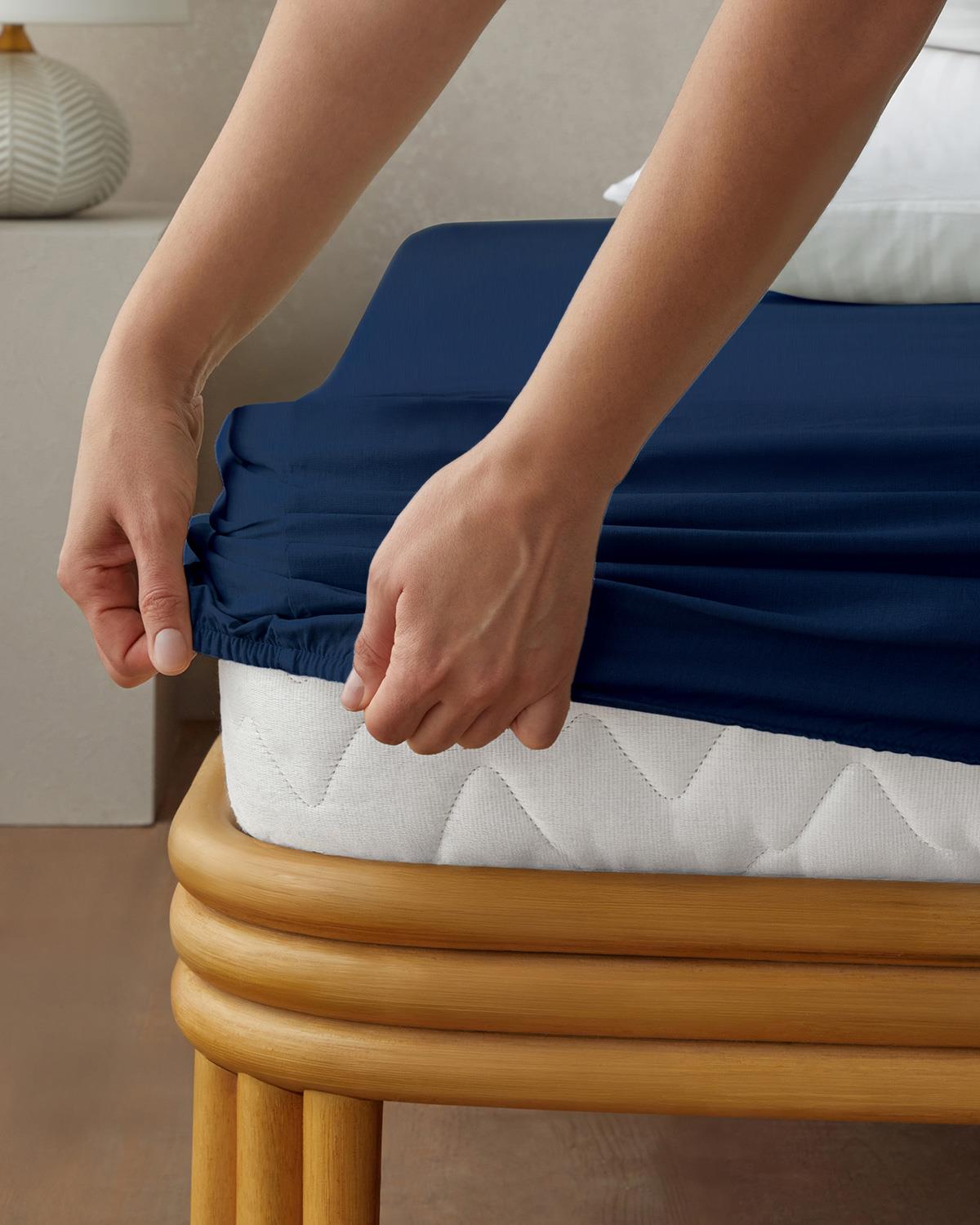 Düz Pamuklu King Size Lastikli Çarşaf 180x200 cm Gece Mavisi