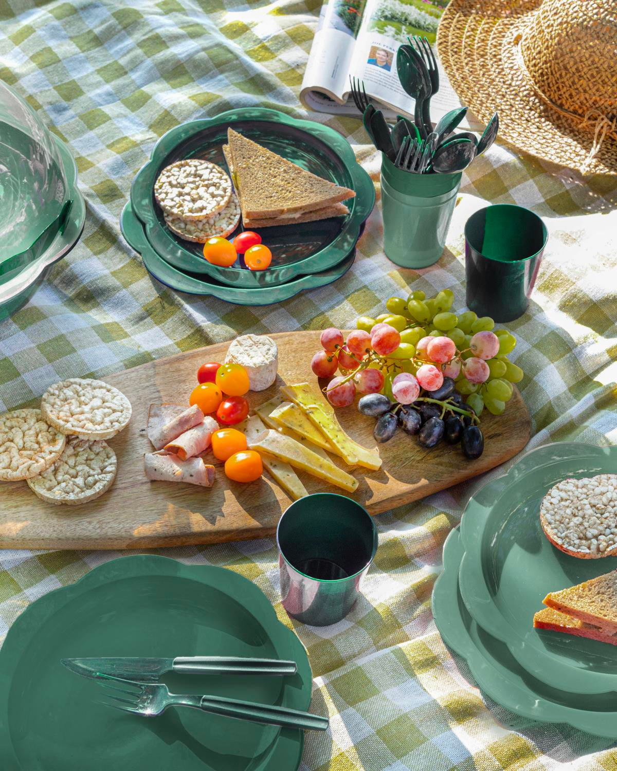 Enjoy Plastik 32 Parça Piknik Seti Yeşil