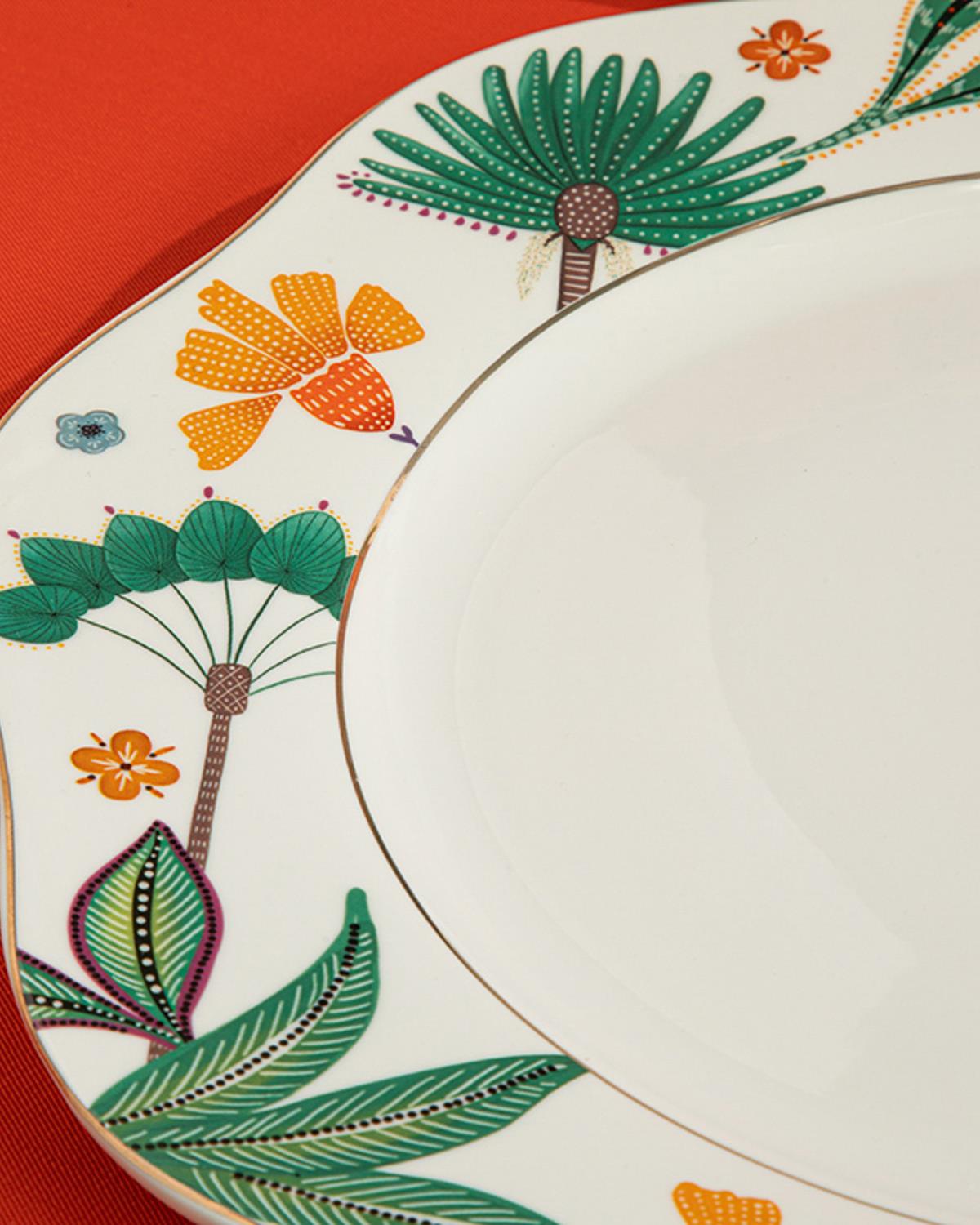 Exotic Leaves New Bone China Supla 32 cm Beyaz