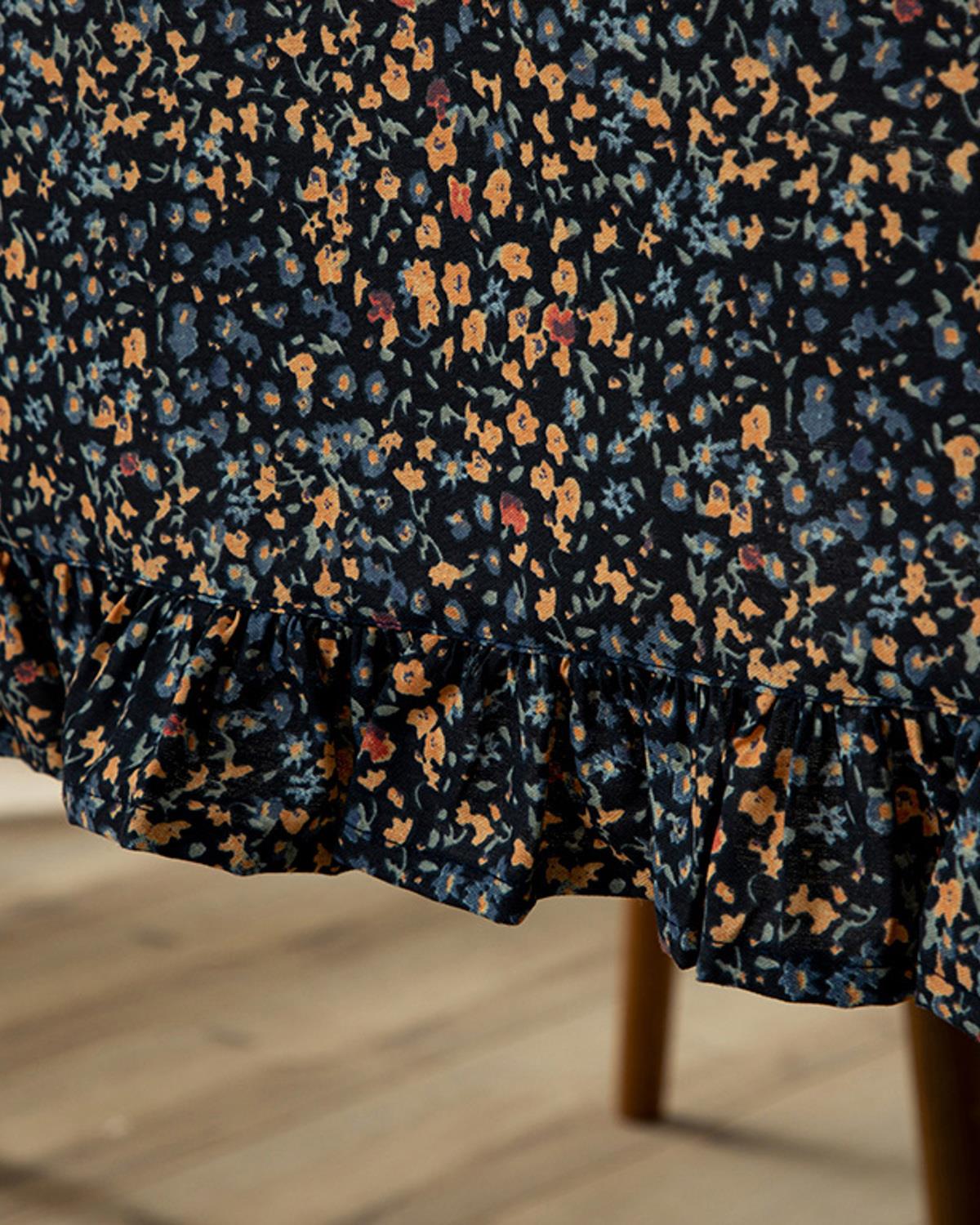 Florals Fırfırlı Masa Örtüsü 150x220 cm Lacivert