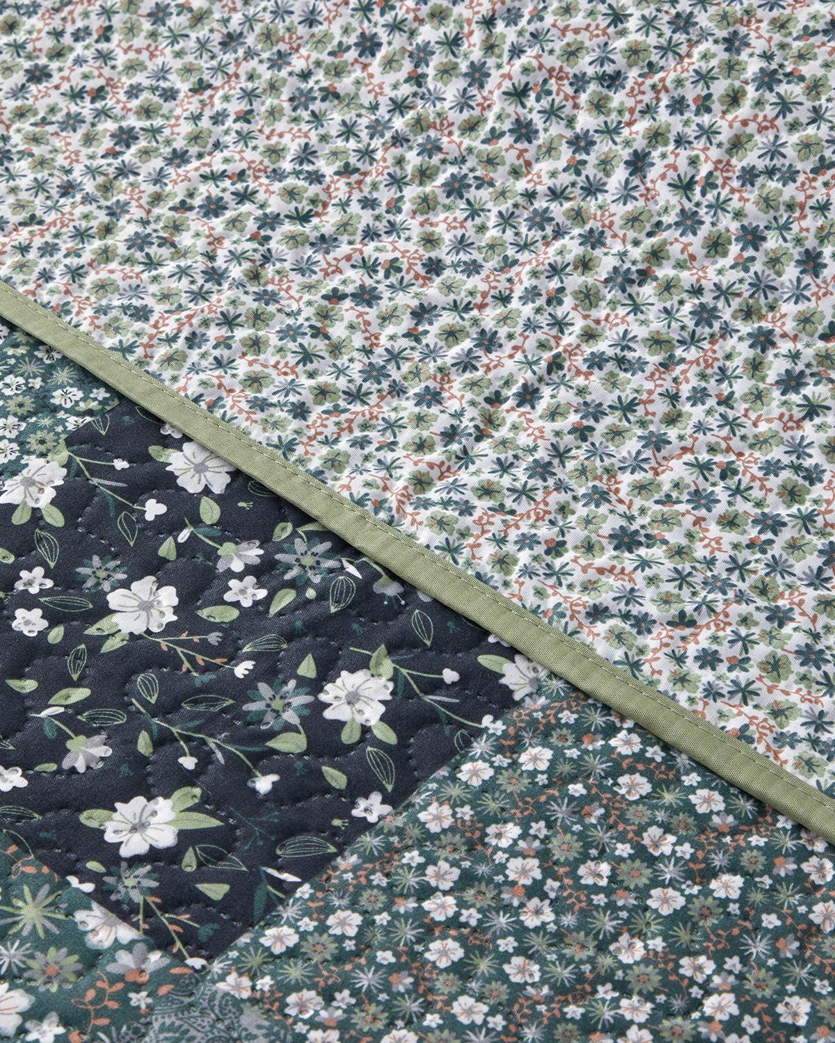 Flower Patchwork Çift Kişilik Çok Amaçlı Örtü Yeşil