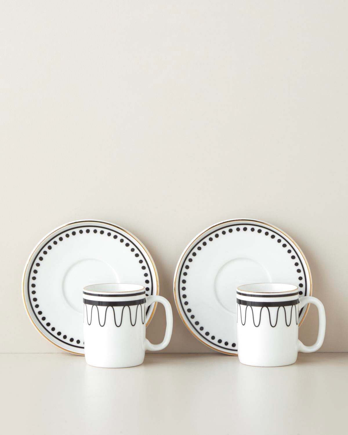 Glowy White Bone Porselen 4 Parça 2 Kişilik Kahve Fincan Takımı 90 ml Siyah-Beyaz-Gold