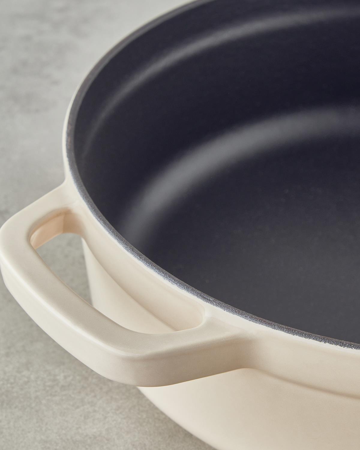 Hecha Demir Döküm Sığ Tencere 28 cm Krem