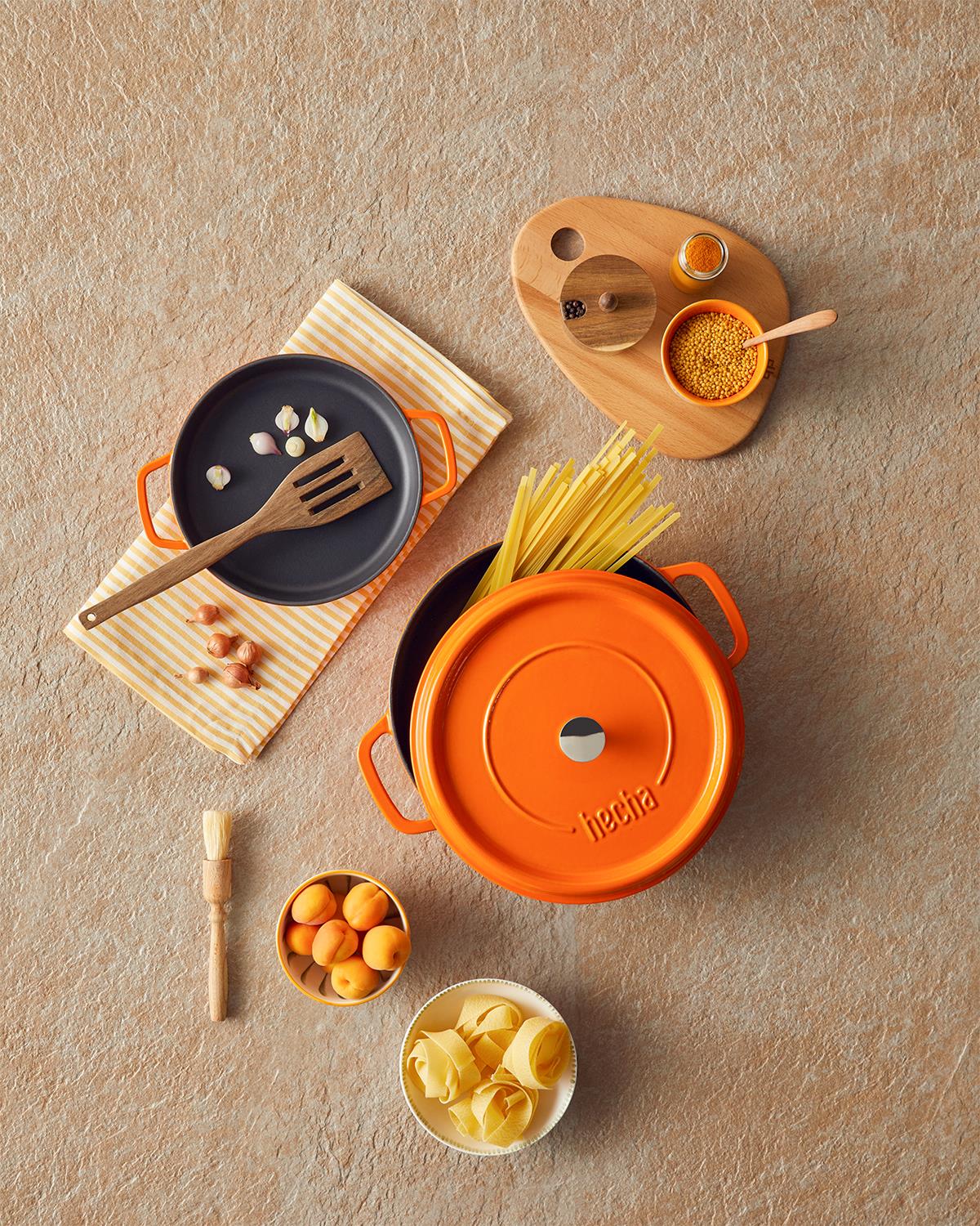 Hecha Demir Döküm Tencere Turuncu