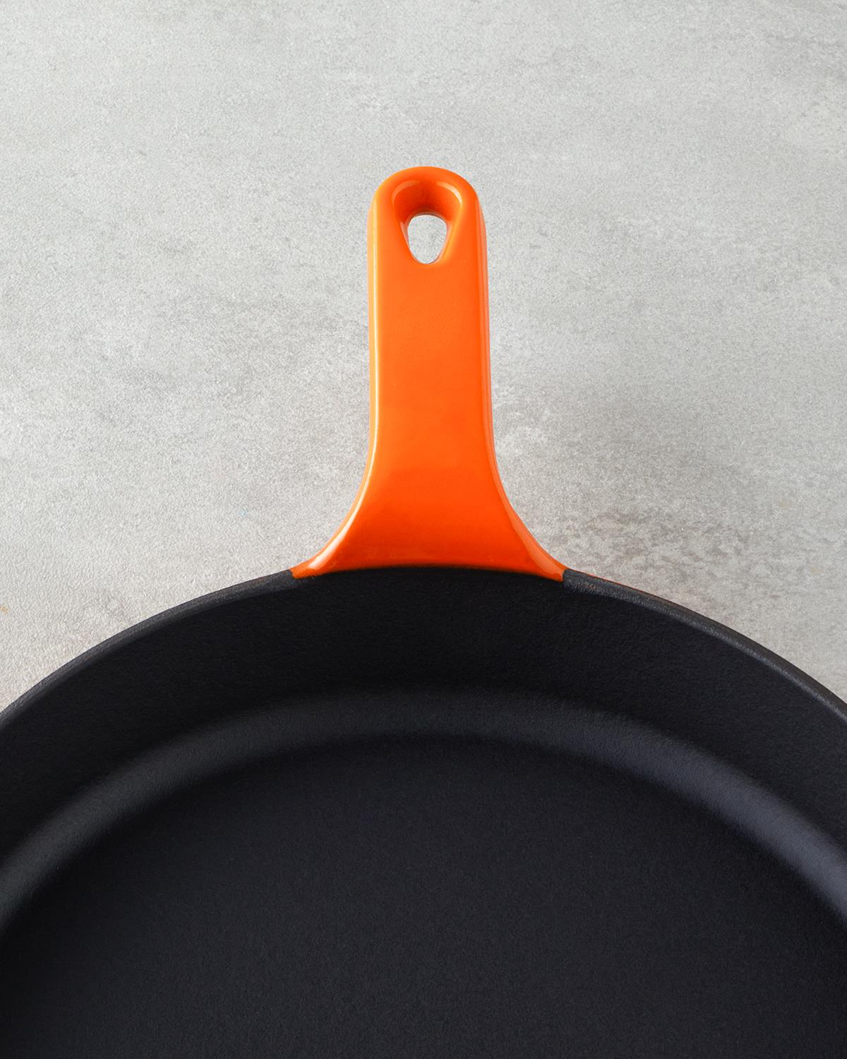 Hecha Demir Döküm Yuvarlak Tava 27 cm Turuncu