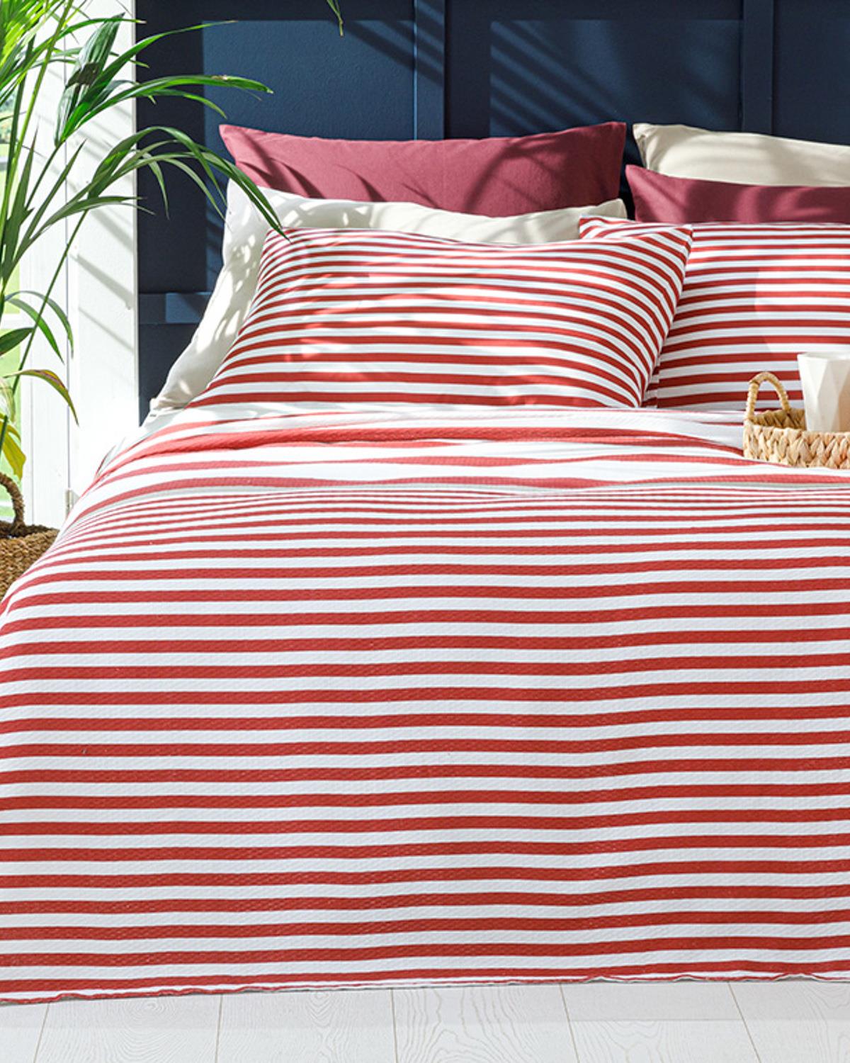 Hip Stripe Baskılı Çift Kişilik Pike Takımı Bordo