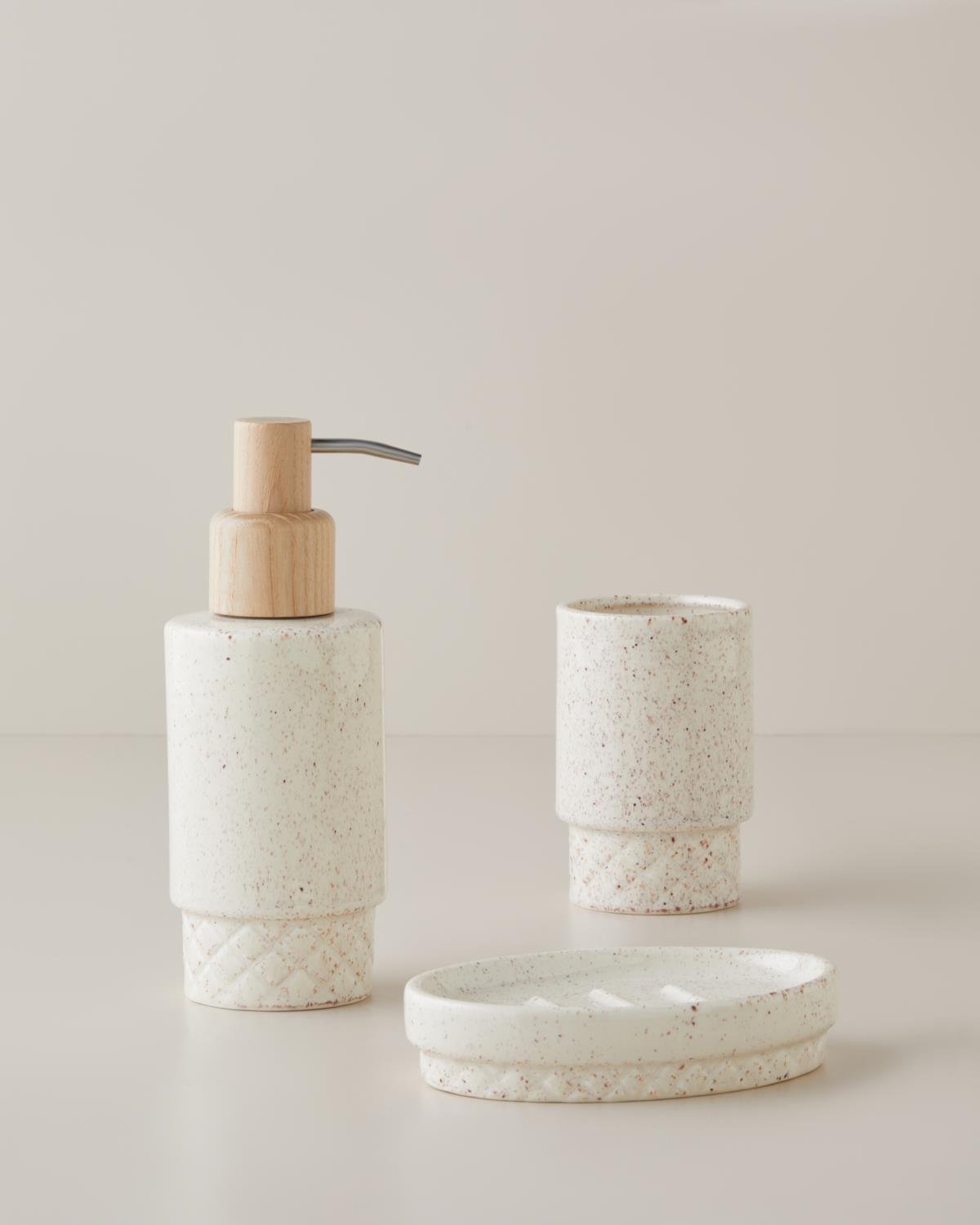 Judie 3’lü Set Banyo Seti 19 cm Bej