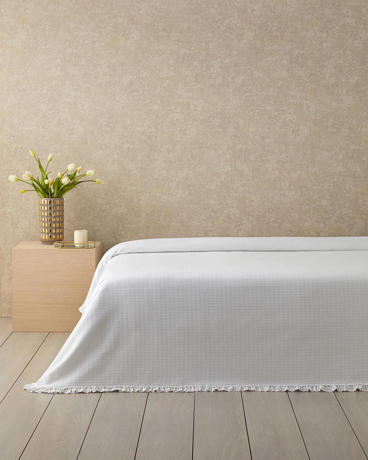 Lenora Pamuklu Fırfırlı Çift Kişilik Pike 200x220 cm Beyaz