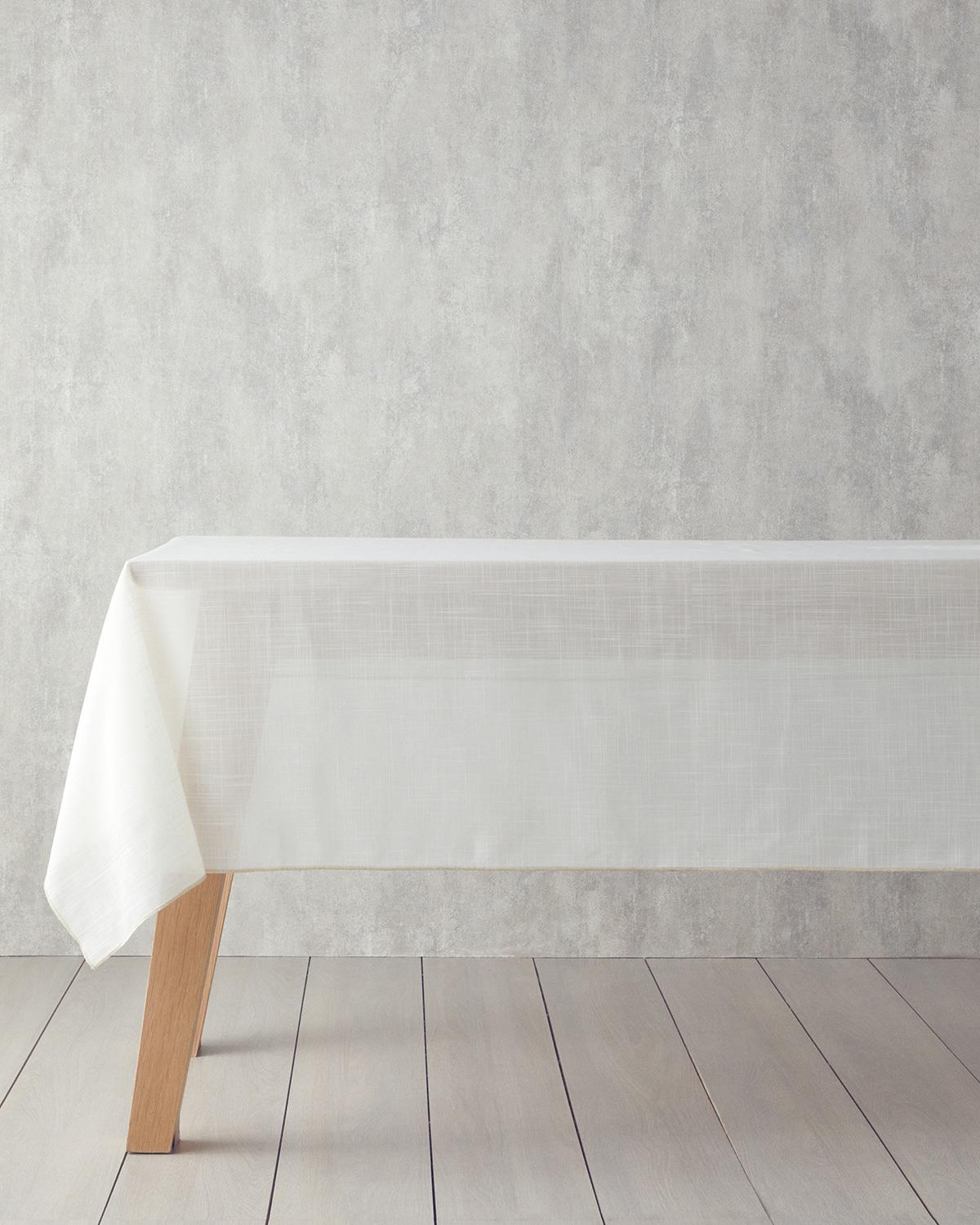 Lenore Polyester Masa Örtüsü 150x200 cm Gold