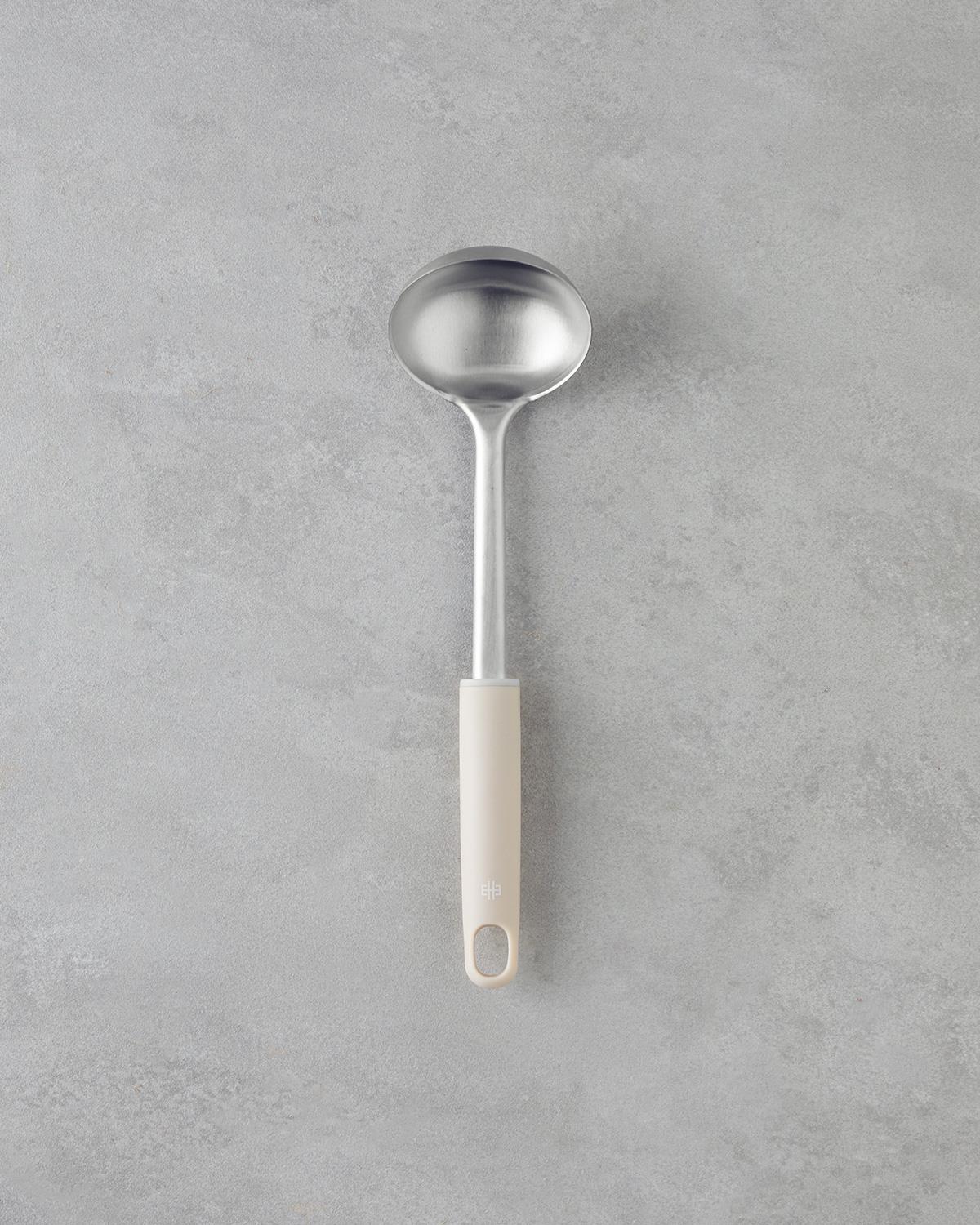 Maisy Paslanmaz Çelik Kepçe 31,5 cm Krem