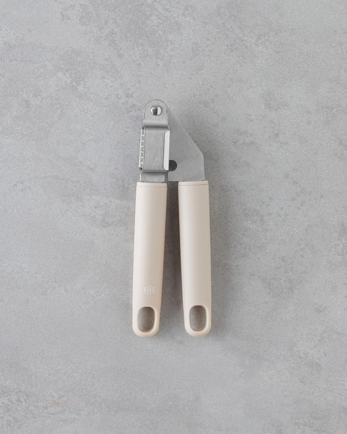 Maisy Paslanmaz Çelik Sarımsak Ezici Mutfak Gereci 20 cm Krem