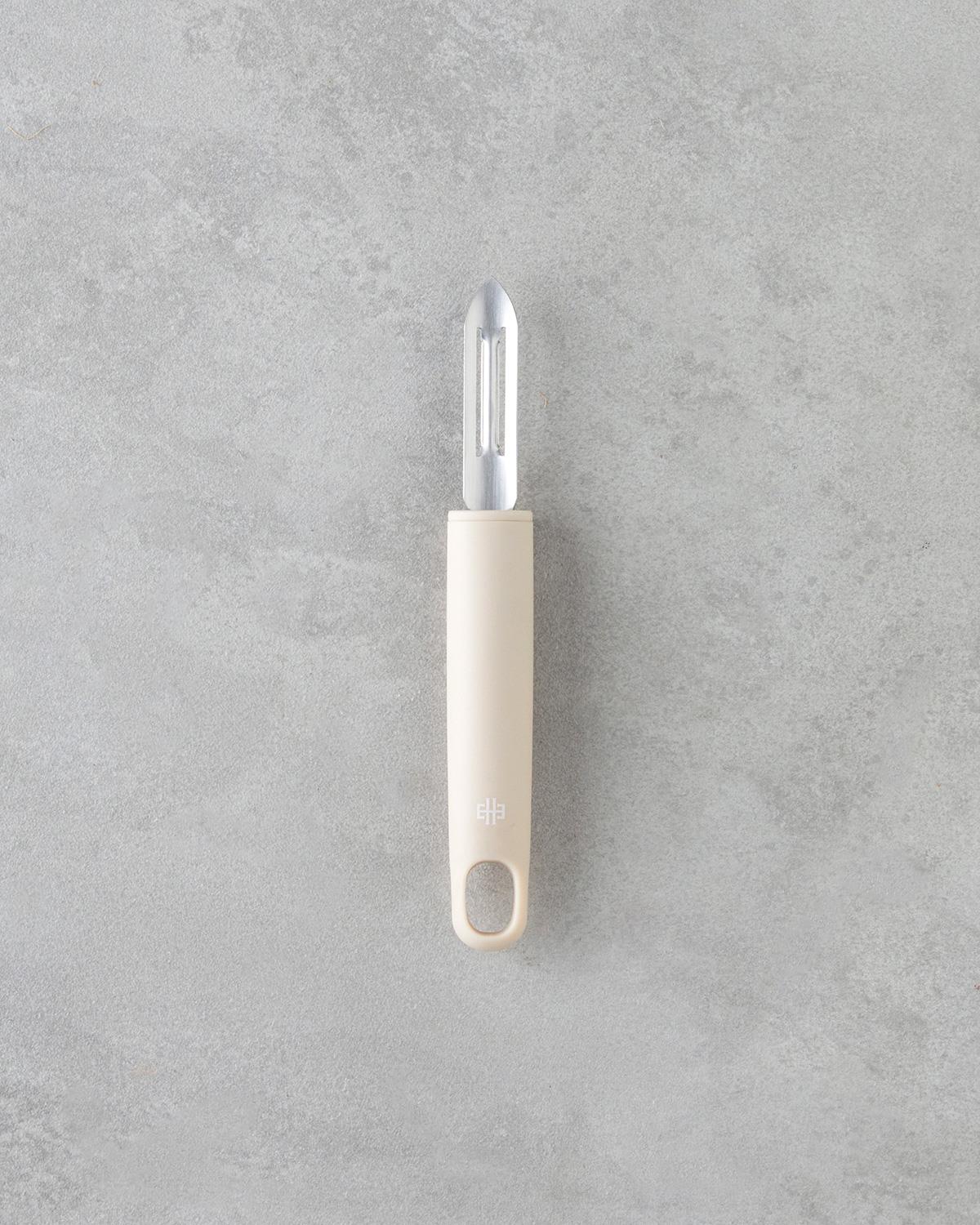 Maisy Paslanmaz Çelik Soyacak 20 cm Krem