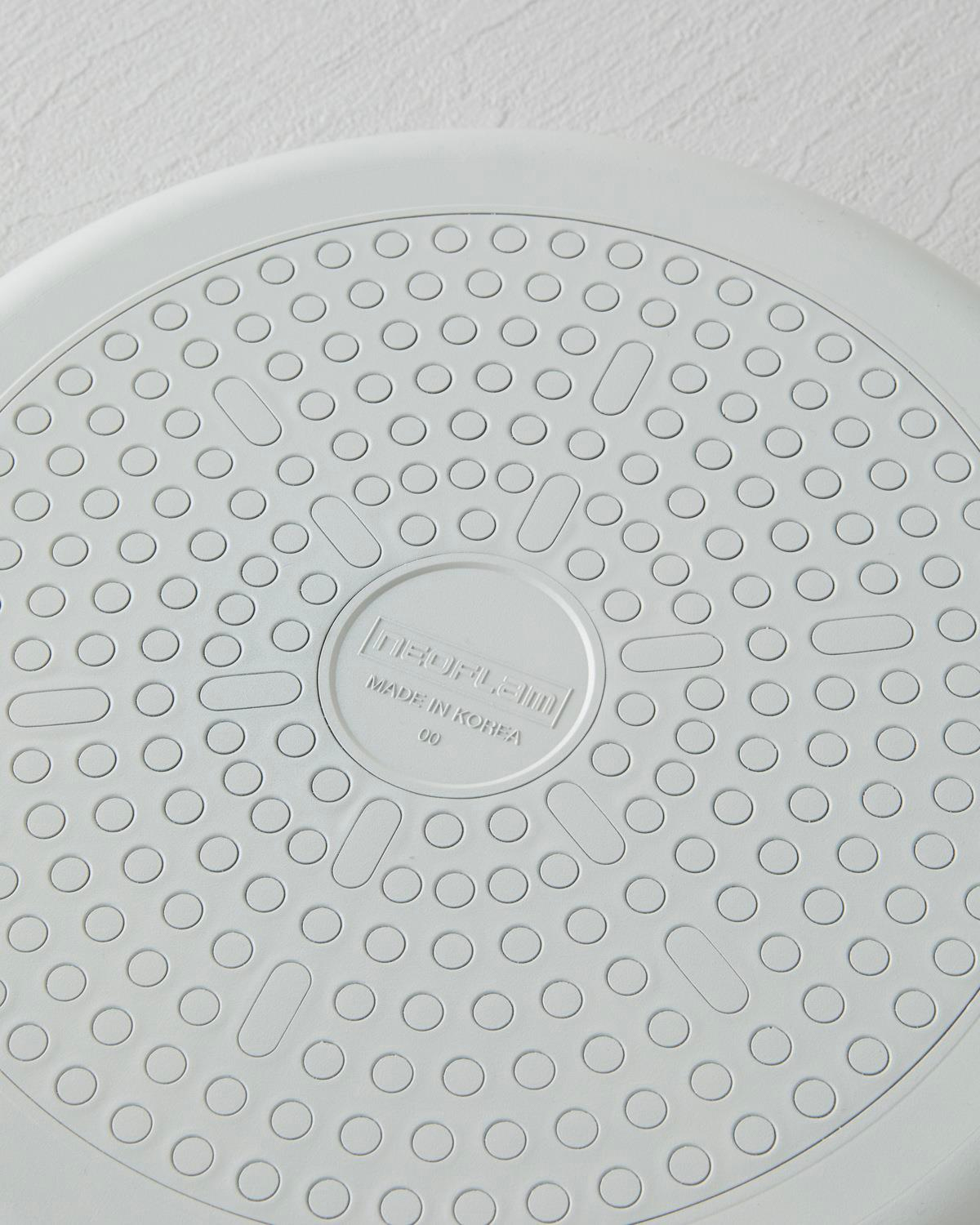 Neoflam Fika Alüminyum Döküm Cam Kapaklı Sahan 20 cm Bej