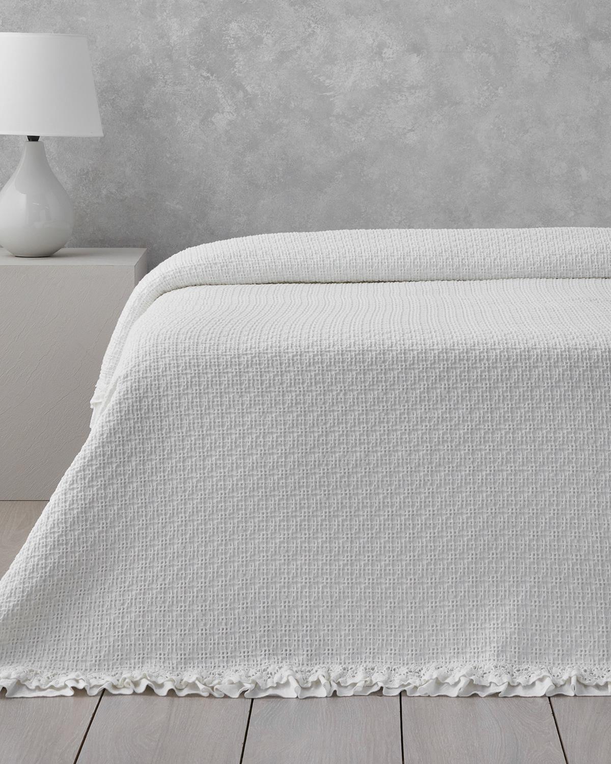 Noble Elegance Jakarlı Fırfırlı Çift Kişilik Pike 200x220 cm Beyaz