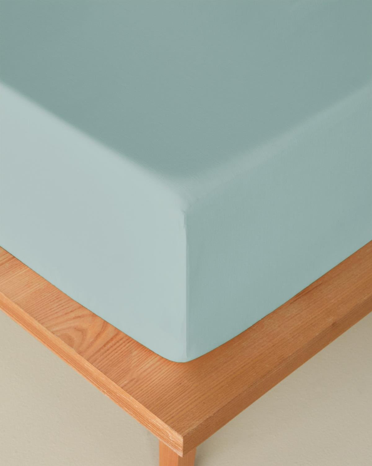 Novella Premium Soft Cotton Çift Kişilik Lastikli Çarşaf 160x200 cm Açık Mavi