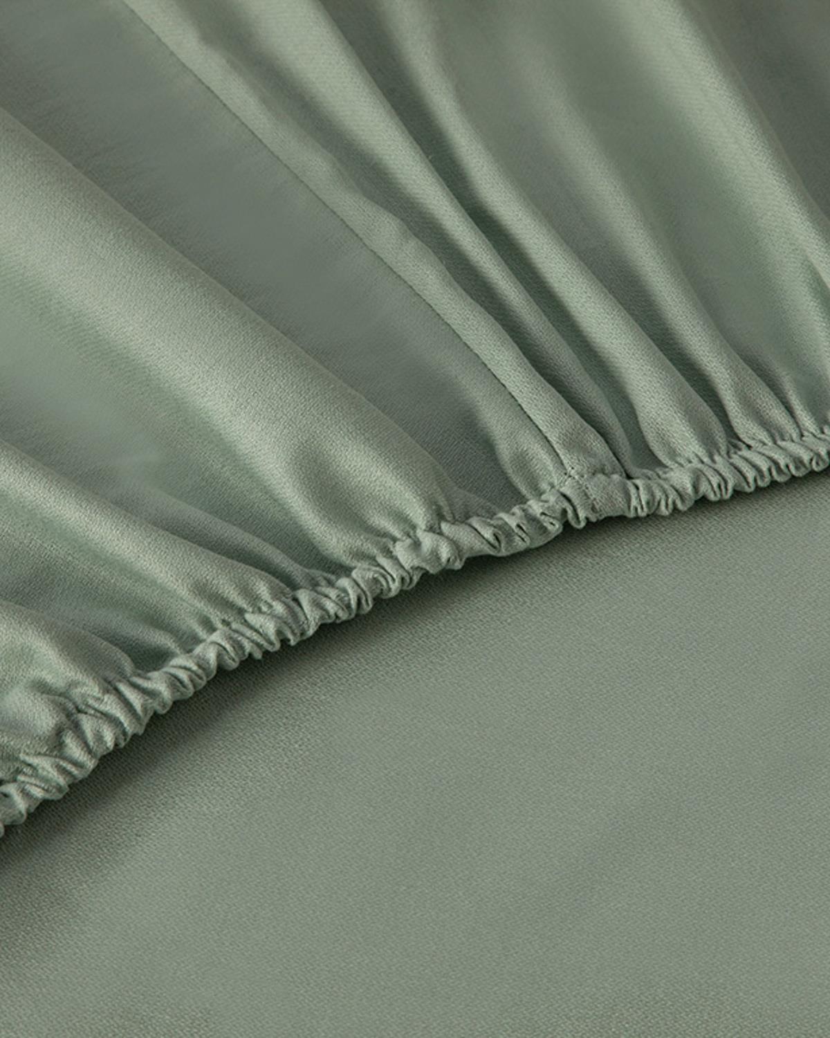 Olive Branch Krep Çift Kişilik Nevresim Takımı 200x220 cm Yeşil