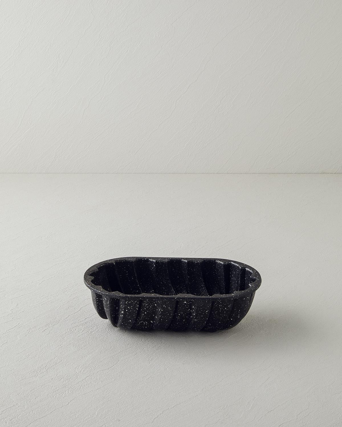 Patisserie Helix Premium Döküm Baton Kek Kalıbı 26 cm Siyah