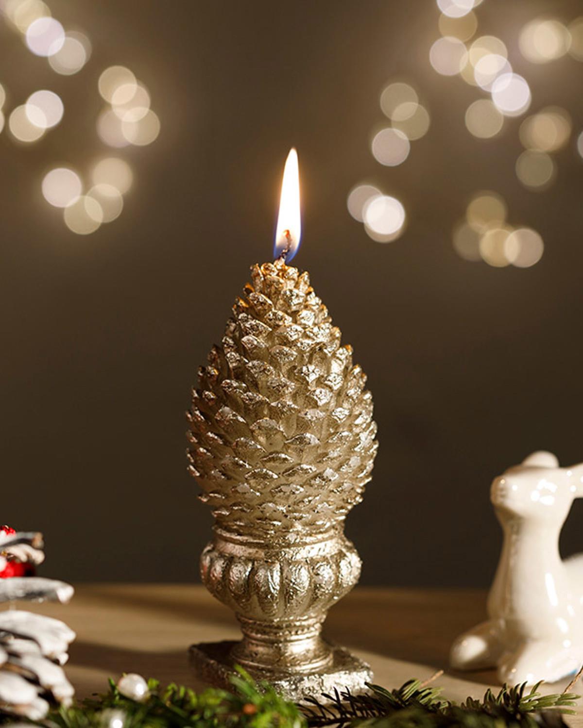 Pinecone Parafin Mum 6x12 cm Kahve