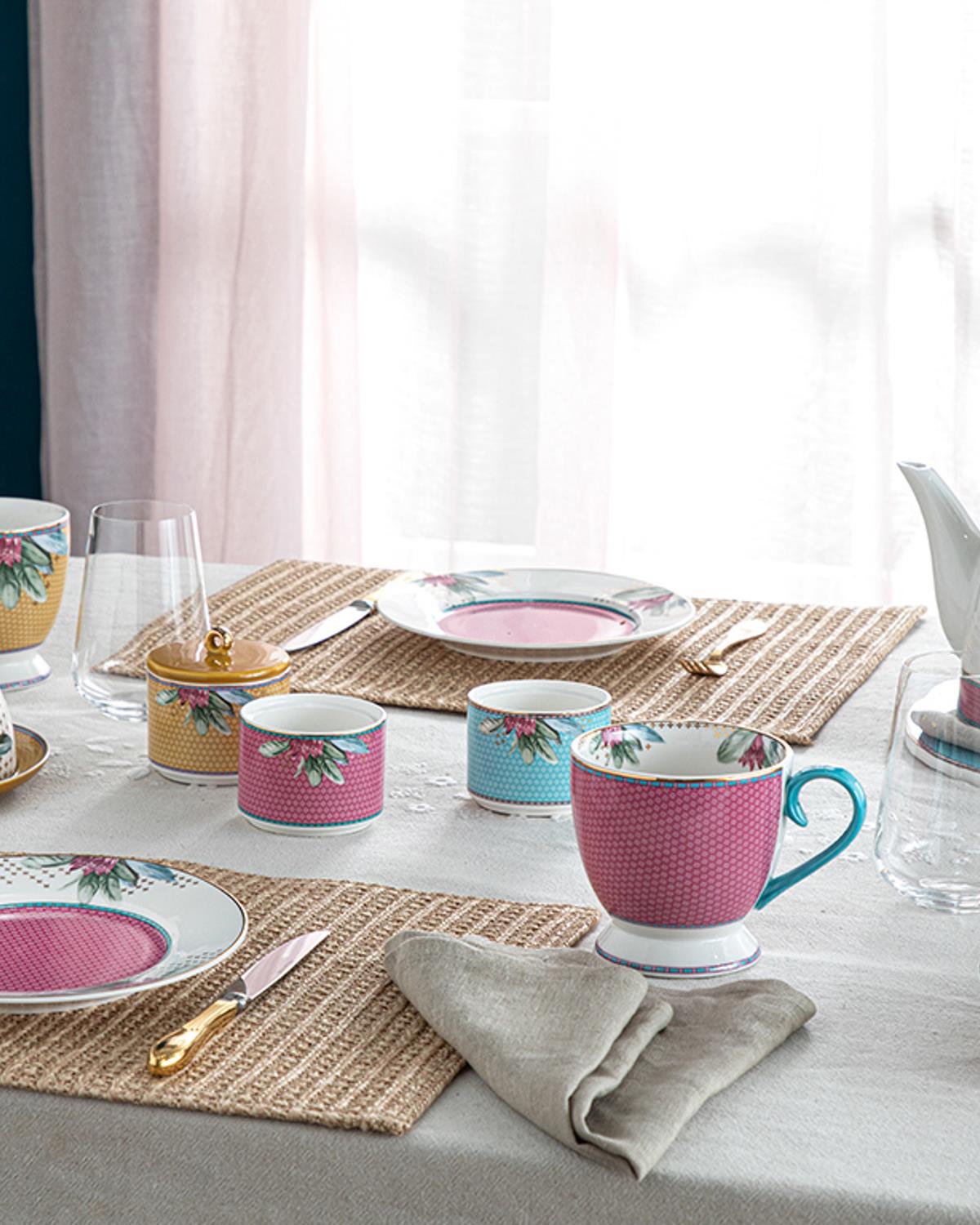 Protea New Bone China 4 Parça 2 Kişilik Çay Fincanı Takımı Mavi