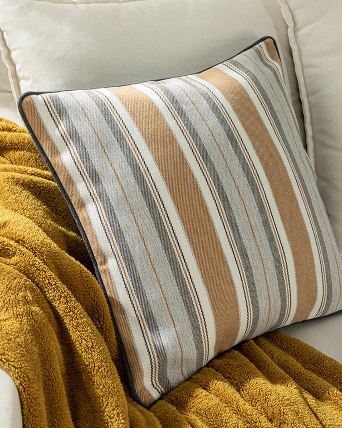 Riviere Kırlent Kılıfı 43x43 cm Gri-Hardal