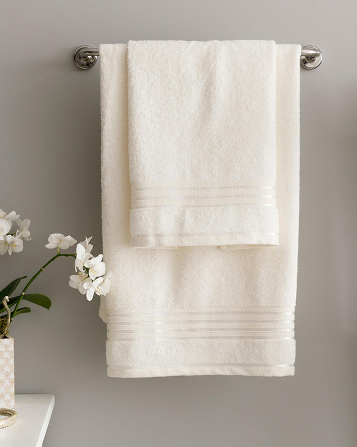 Romantic Stripe Floşlu Pamuklu Banyo Havlusu Takımı Ekru