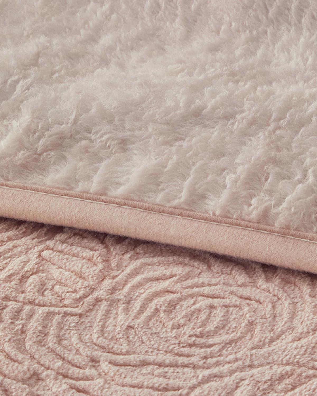 Shabby Rose Emboss Çift Kişilik Battaniye Pudra