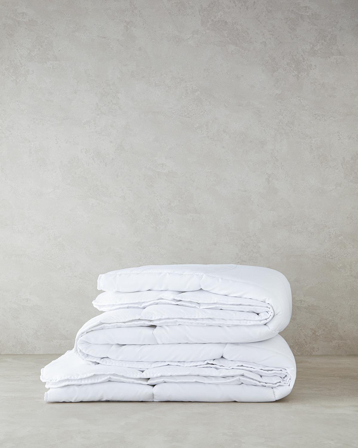 Siesta Mikrofiber Çift Kişilik Yorgan Beyaz