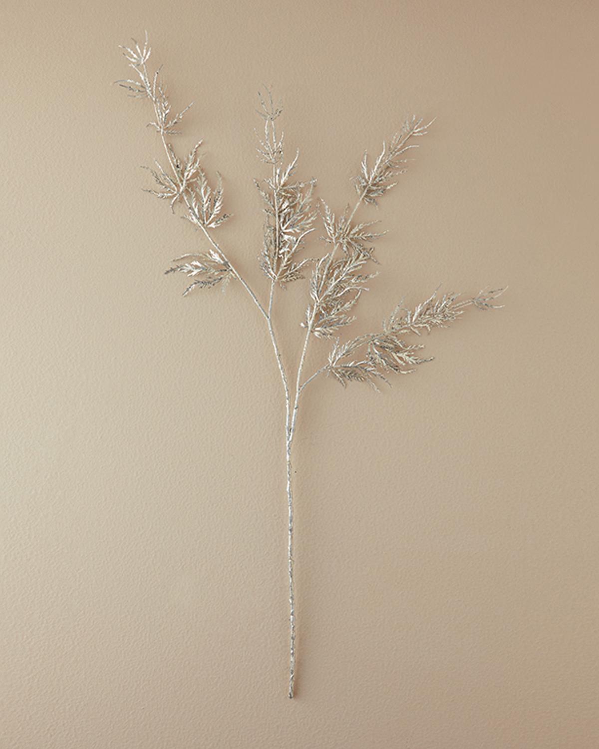 Silver Pine Stem Tek Dal Yapay Çiçek Beyaz